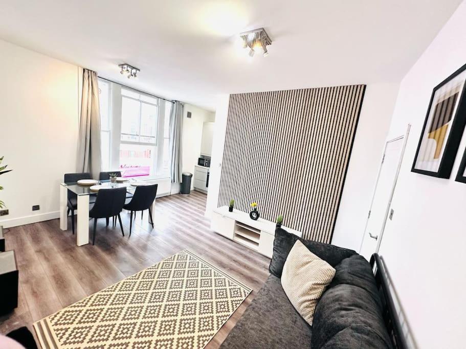 Luxury Flat Hyde Park Super Location For Tourists Apartment London Bagian luar foto