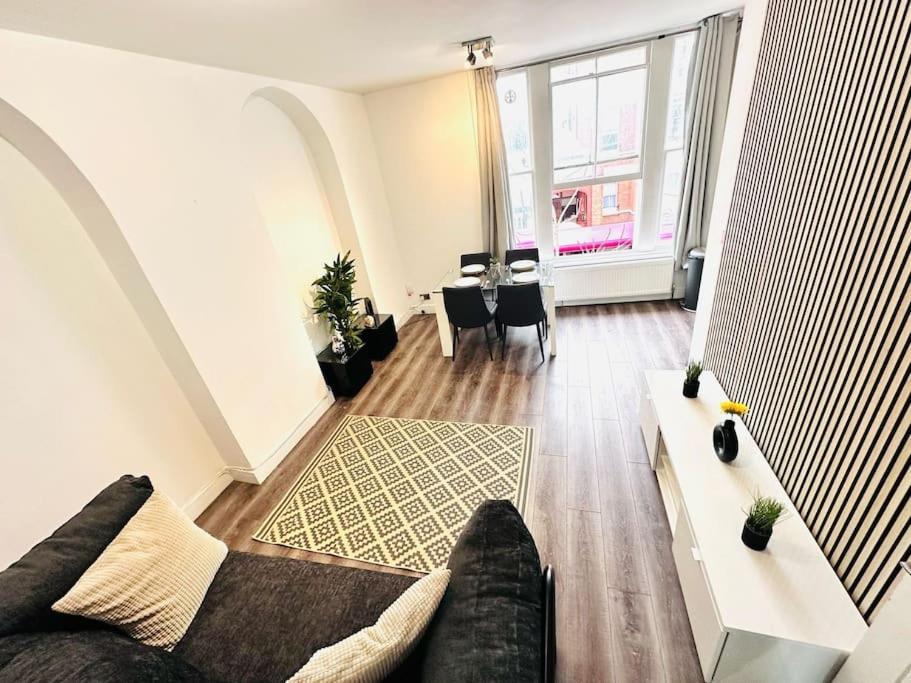 Luxury Flat Hyde Park Super Location For Tourists Apartment London Bagian luar foto