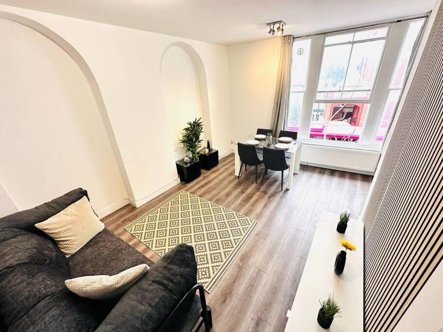 Luxury Flat Hyde Park Super Location For Tourists Apartment London Bagian luar foto